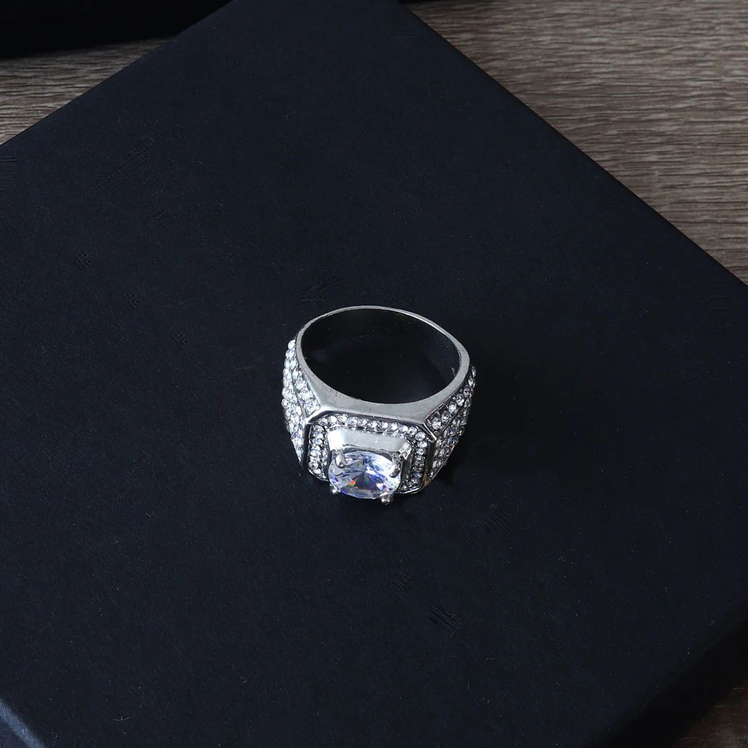 White Gold King Sized Diamond Ring